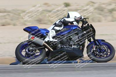 media/Jan-15-2026-Racers Edge (Thu) [[dfebeb70ab]]/2-A Group/Session 2 Turn 11 Side/